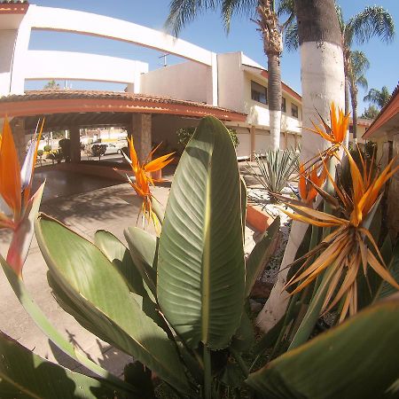 Auto Hotel Niza Tlaquepaque Exterior photo